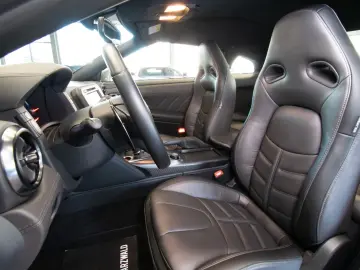 NISSAN GT-R Prestige Edition