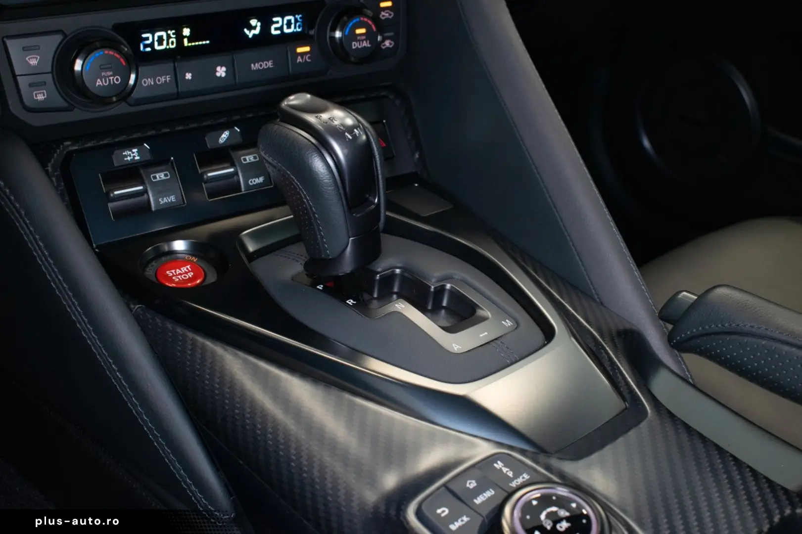 NISSAN GT-R Prestige Edition