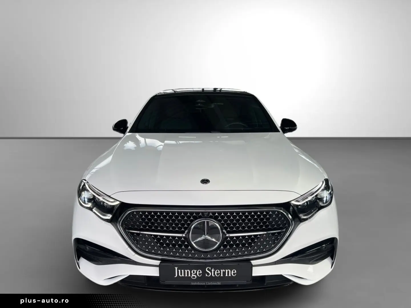 MERCEDES-BENZ E 300 de AMG Night Pano AHK Digital Li&hellip;