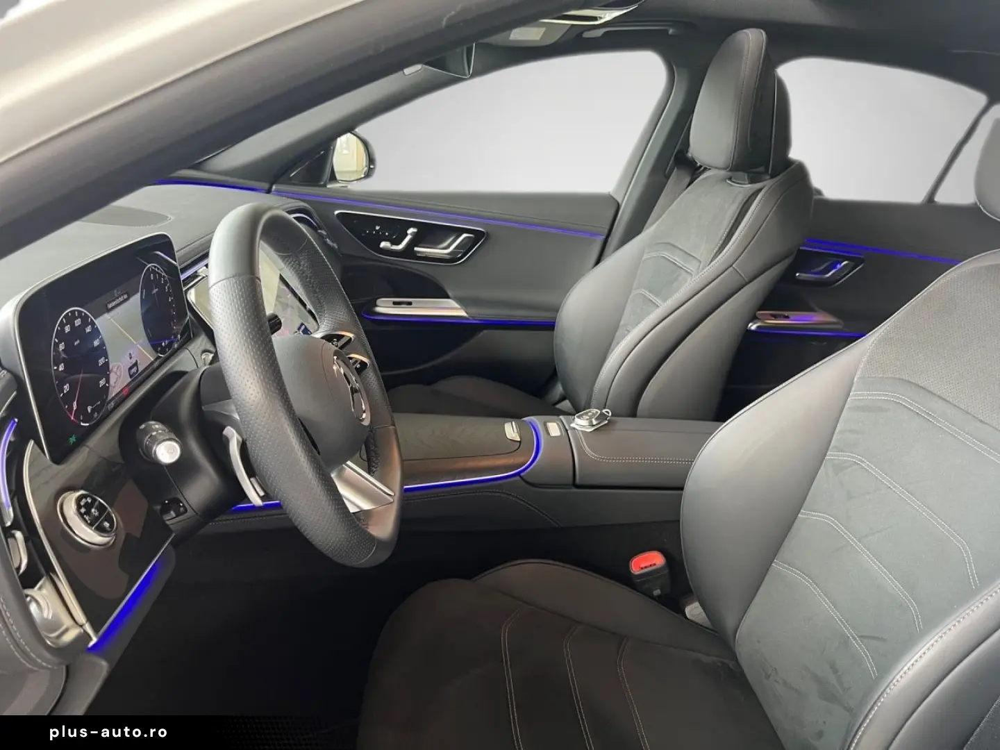 MERCEDES-BENZ E 300 de AMG Night Pano AHK Digital Li&hellip;