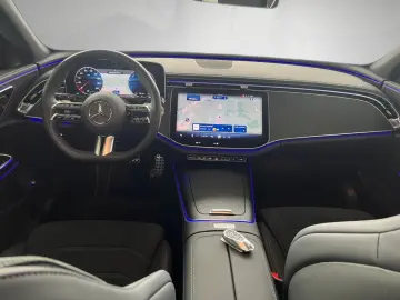 MERCEDES-BENZ E 300 de AMG Night Pano AHK Digital Li&hellip;