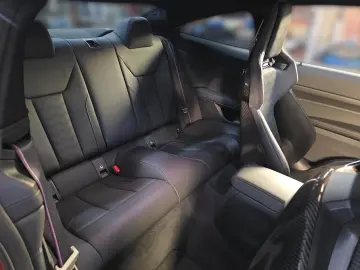 BMW M4 Competition FrozenOrange MCarbonExterieur Las