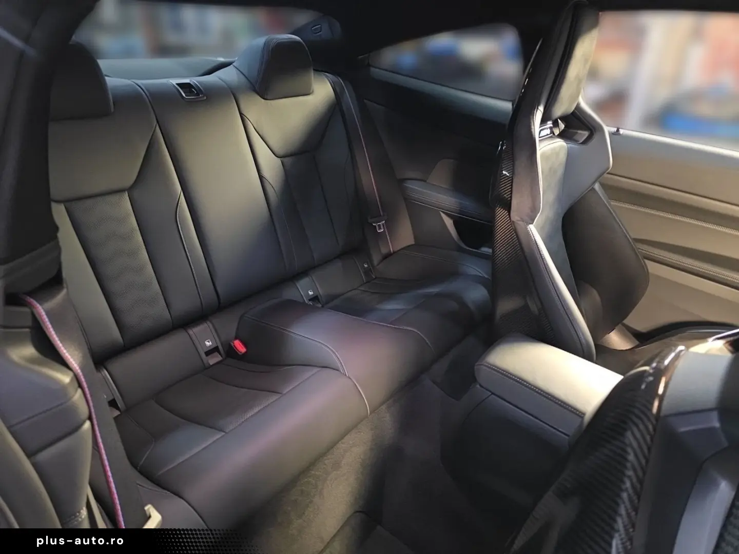 BMW M4 Competition FrozenOrange MCarbonExterieur Las