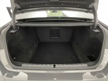 BMW 740d xDrive Limousine M Sportpaket