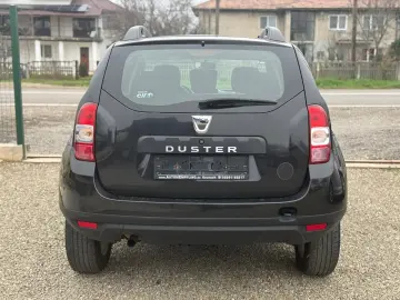 Dacia Duster - 1.5 diesel - 10 2014 - RATE fara Avans