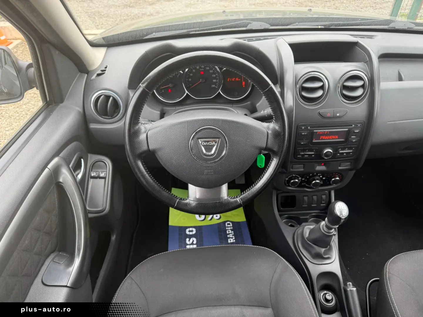 Dacia Duster - 1.5 diesel - 10 2014 - RATE fara Avans