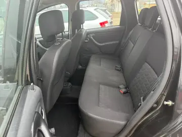 Dacia Duster - 1.5 diesel - 10 2014 - RATE fara Avans