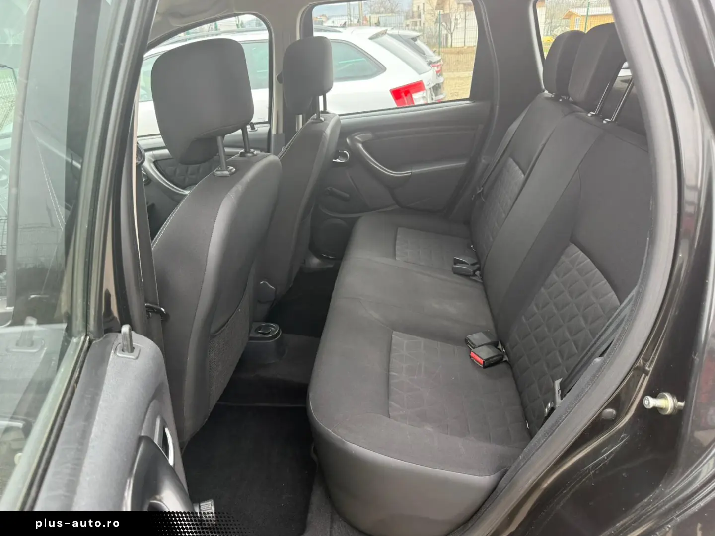 Dacia Duster - 1.5 diesel - 10 2014 - RATE fara Avans