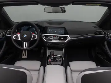 BMW M4 Competition xDrive DAB Laser