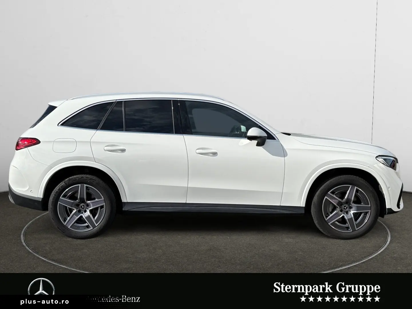 MERCEDES-BENZ GLC 300 e 4M AMG  HuD Pano AHK Distro &hellip;