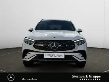 MERCEDES-BENZ GLC 300 e 4M AMG  HuD Pano AHK Distro &hellip;