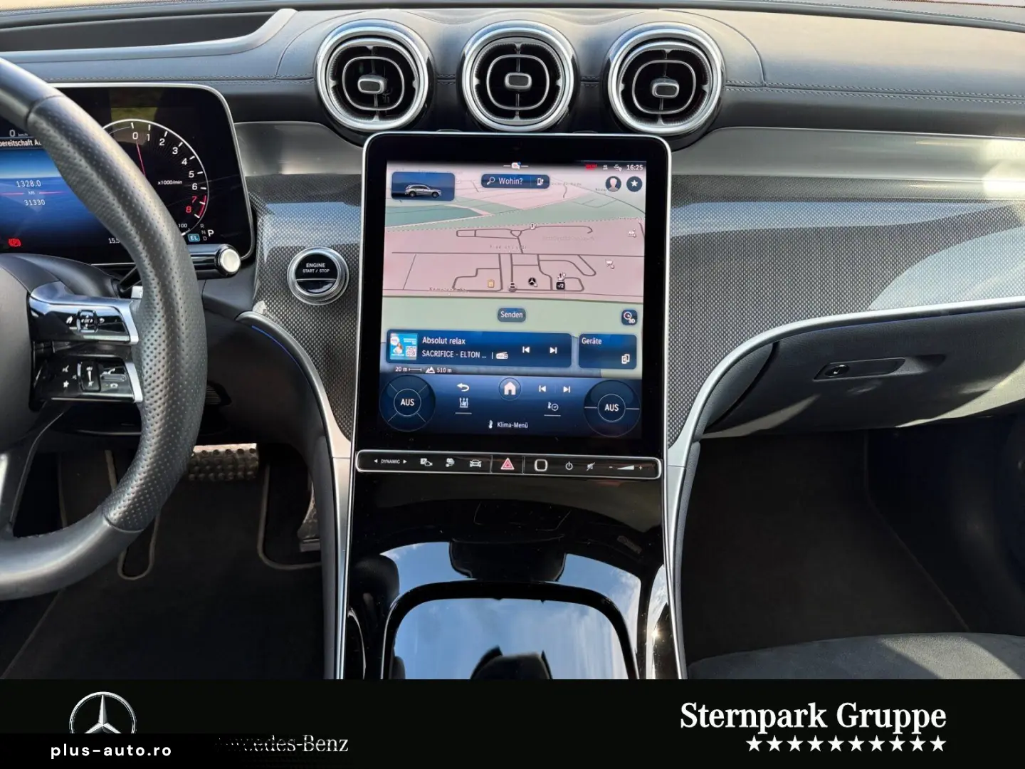 MERCEDES-BENZ GLC 300 e 4M AMG  HuD Pano AHK Distro &hellip;