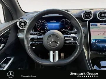 MERCEDES-BENZ GLC 300 e 4M AMG  HuD Pano AHK Distro &hellip;