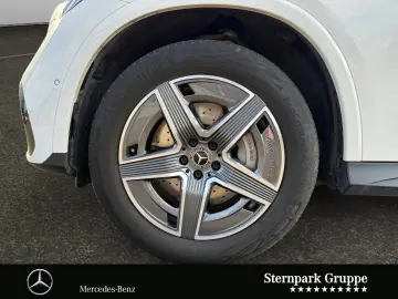 MERCEDES-BENZ GLC 300 e 4M AMG  HuD Pano AHK Distro &hellip;