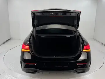 Mercedes-Benz A 200 AMG Line Sport Special Edition Premium