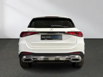 MERCEDES-BENZ GLC 300 e 4M AMG Panorama CarPlay 360 -Kamera