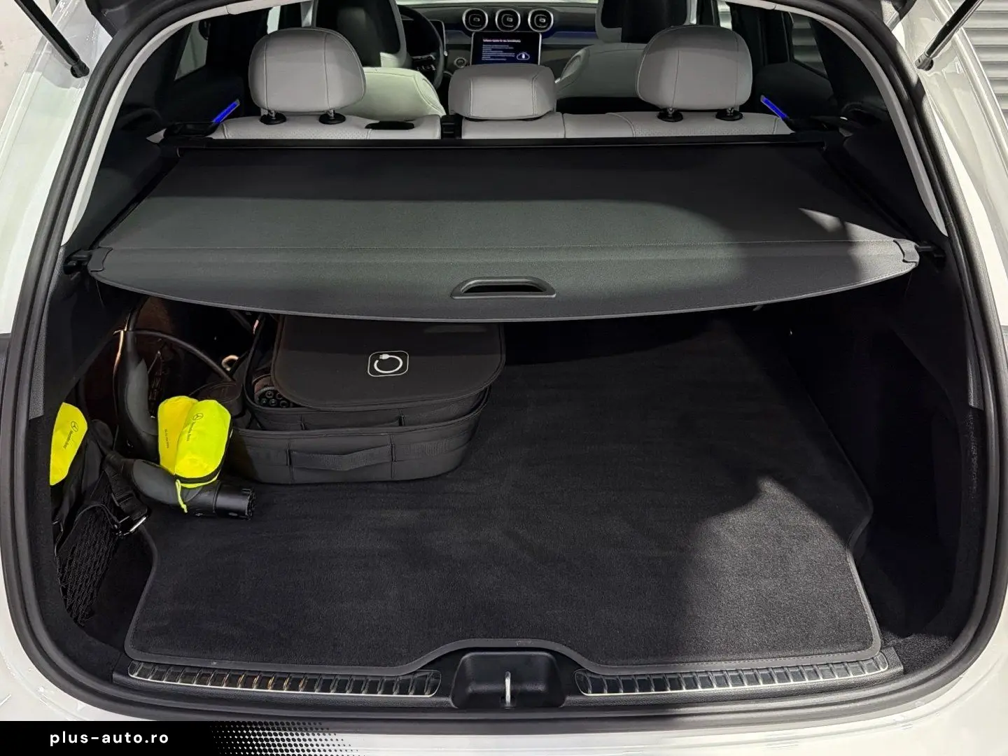 MERCEDES-BENZ GLC 300 e 4M AMG Panorama CarPlay 360 -Kamera