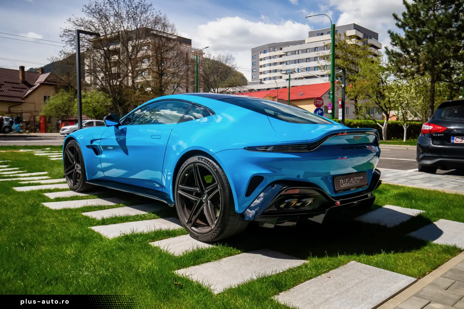 Aston Martin V8 Vantage