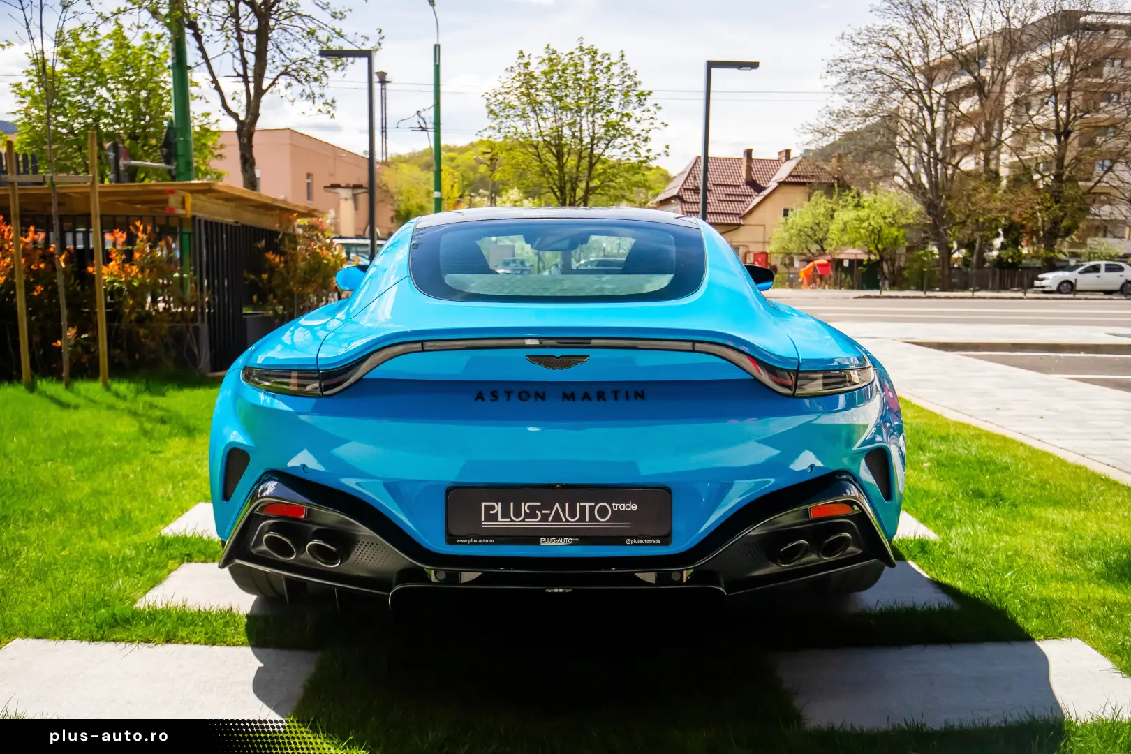 Aston Martin V8 Vantage