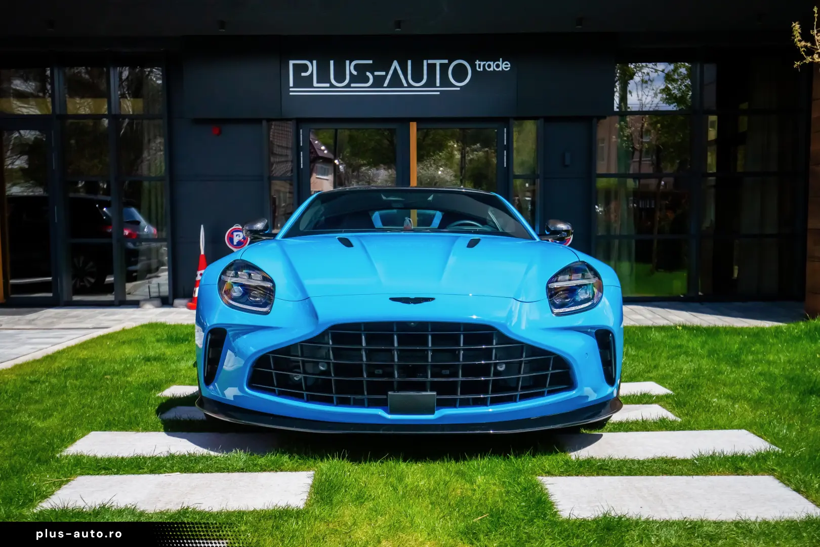 Aston Martin V8 Vantage