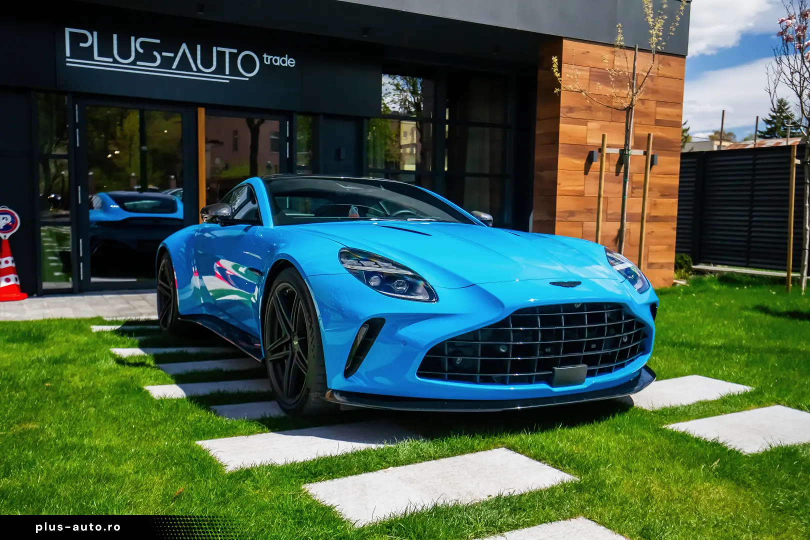 Aston Martin V8 Vantage