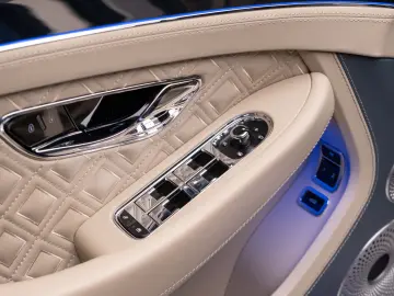 Bentley Continental GT V8 Bang & Olufsen Pano