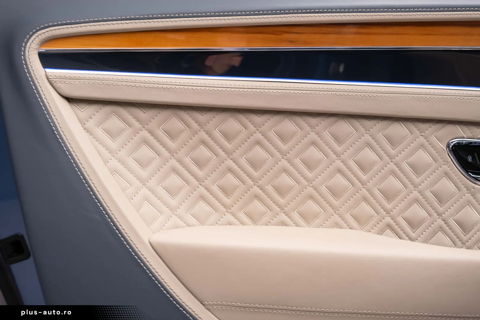 Bentley Continental GT V8 Bang & Olufsen Pano