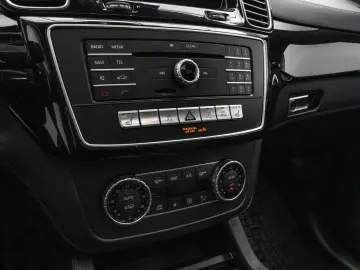 Mercedes-Benz GL 320