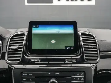 Mercedes-Benz GL 320