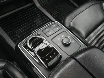 Mercedes-Benz GL 320