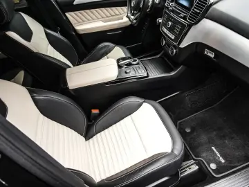 Mercedes-Benz GL 320