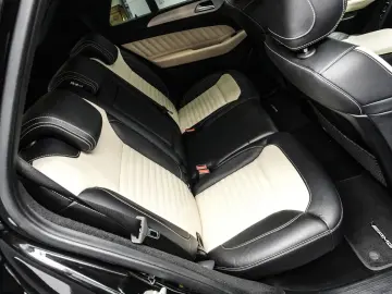 Mercedes-Benz GL 320