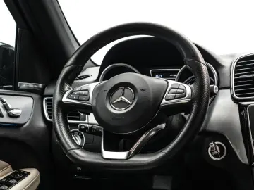 Mercedes-Benz GL 320