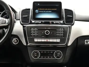 Mercedes-Benz GL 320