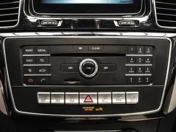 Mercedes-Benz GL 320