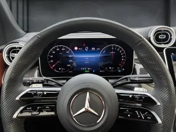 MERCEDES-BENZ GLC 300 e 4M AMG Prem Pano AHK Distron&hellip;