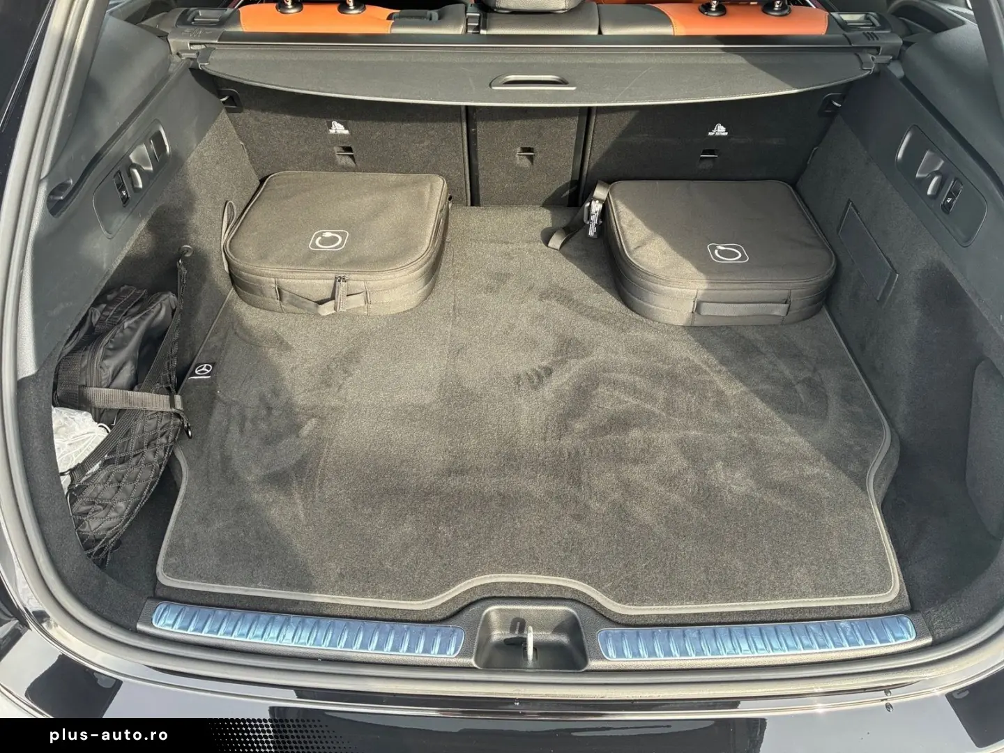 MERCEDES-BENZ GLC 300 e 4M AMG Prem Pano AHK Distron&hellip;