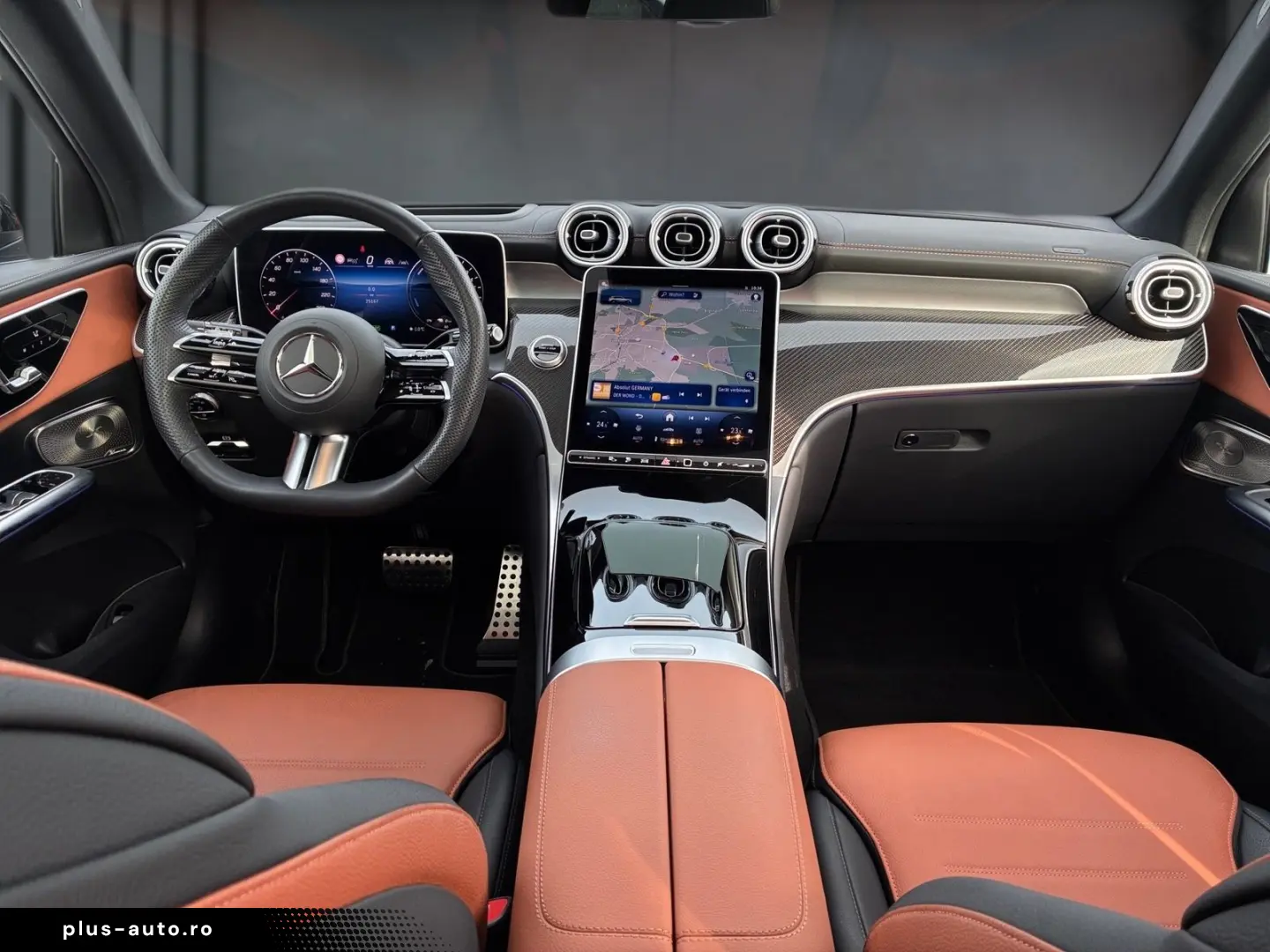 MERCEDES-BENZ GLC 300 e 4M AMG Prem Pano AHK Distron&hellip;