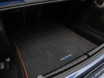 ALPINA B8 4.4 Bi-Turbo 360   Laser Individual 21