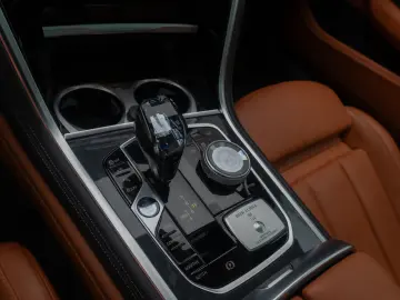 ALPINA B8 4.4 Bi-Turbo 360   Laser Individual 21