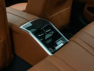 ALPINA B8 4.4 Bi-Turbo 360   Laser Individual 21