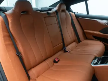 ALPINA B8 4.4 Bi-Turbo 360   Laser Individual 21