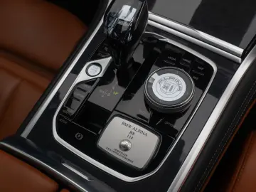 ALPINA B8 4.4 Bi-Turbo 360   Laser Individual 21