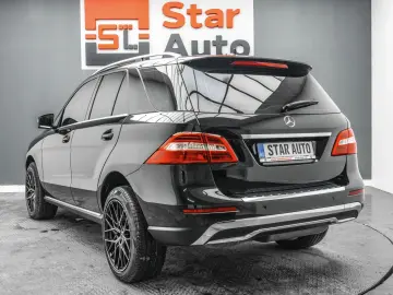 Mercedes-Benz ML 230
