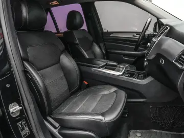 Mercedes-Benz ML 230