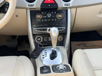 Renault Koleos 4x4  2009