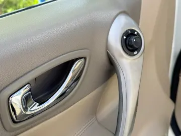 Renault Koleos 4x4  2009