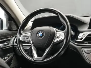 BMW Seria-7