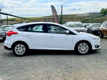 Ford Focus  2015