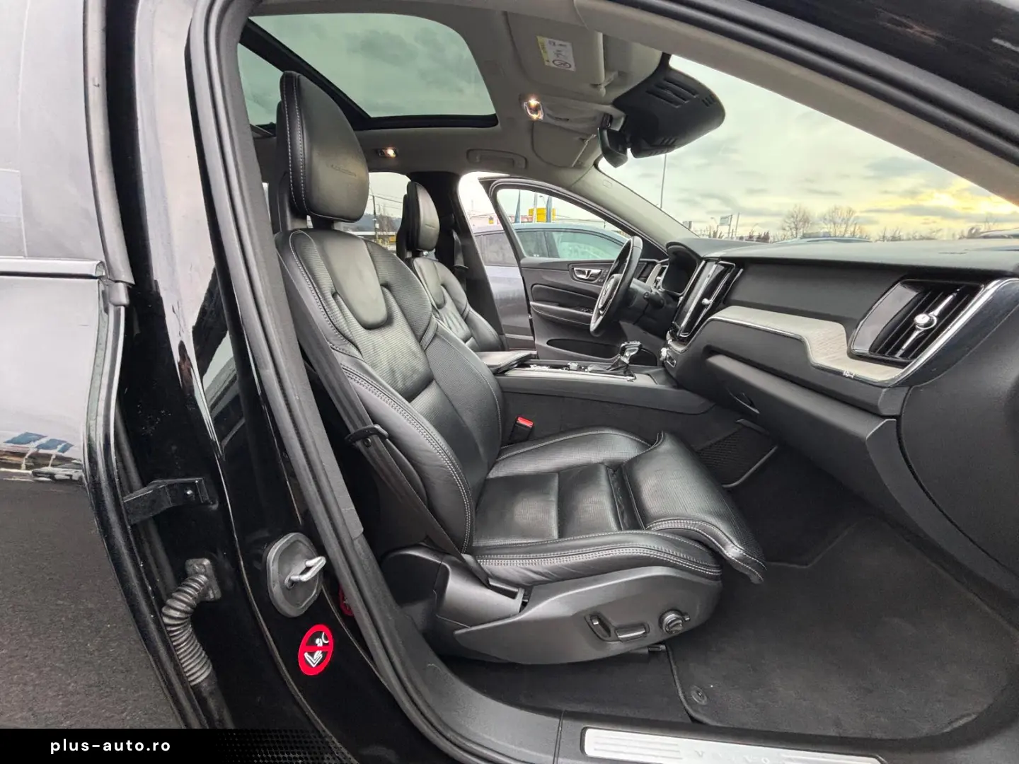 Volvo XC60 D5 2018 Piele Ventilatie Panoramic Ful